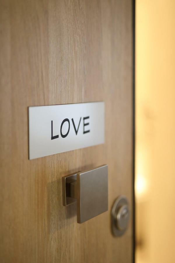 Love Luxury Central Apartment Athens Exterior photo